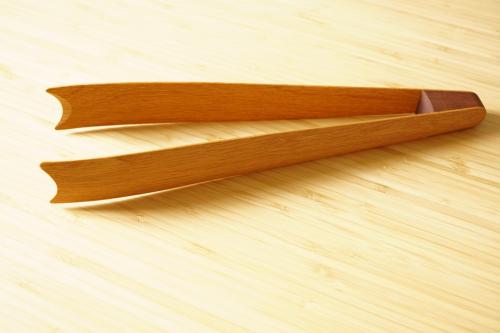 Pince en bois