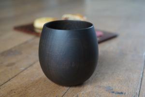 Tasse à thé Sakura (laquée noire)